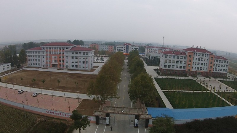 学校全貌